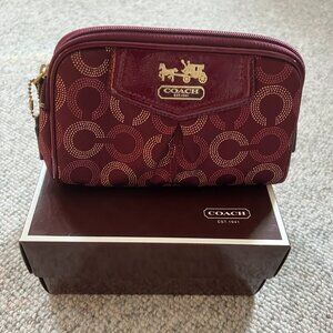 Coach signature vintage burgundy Cosmetic bag